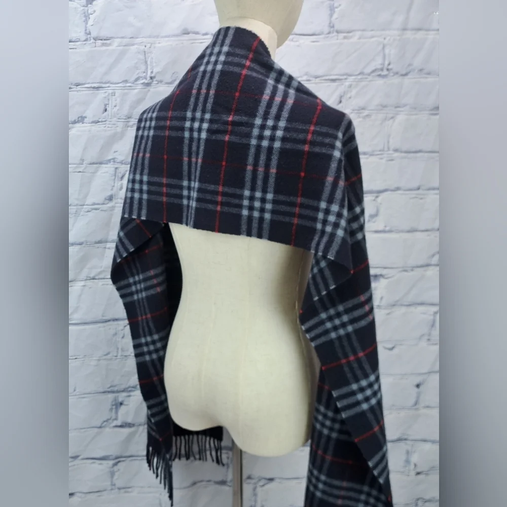 Burberry Vintage Scarf Nova Check 100% Cashmere Wool Scotland Navy Y2K 72" x 12" - Picture 9 of 13